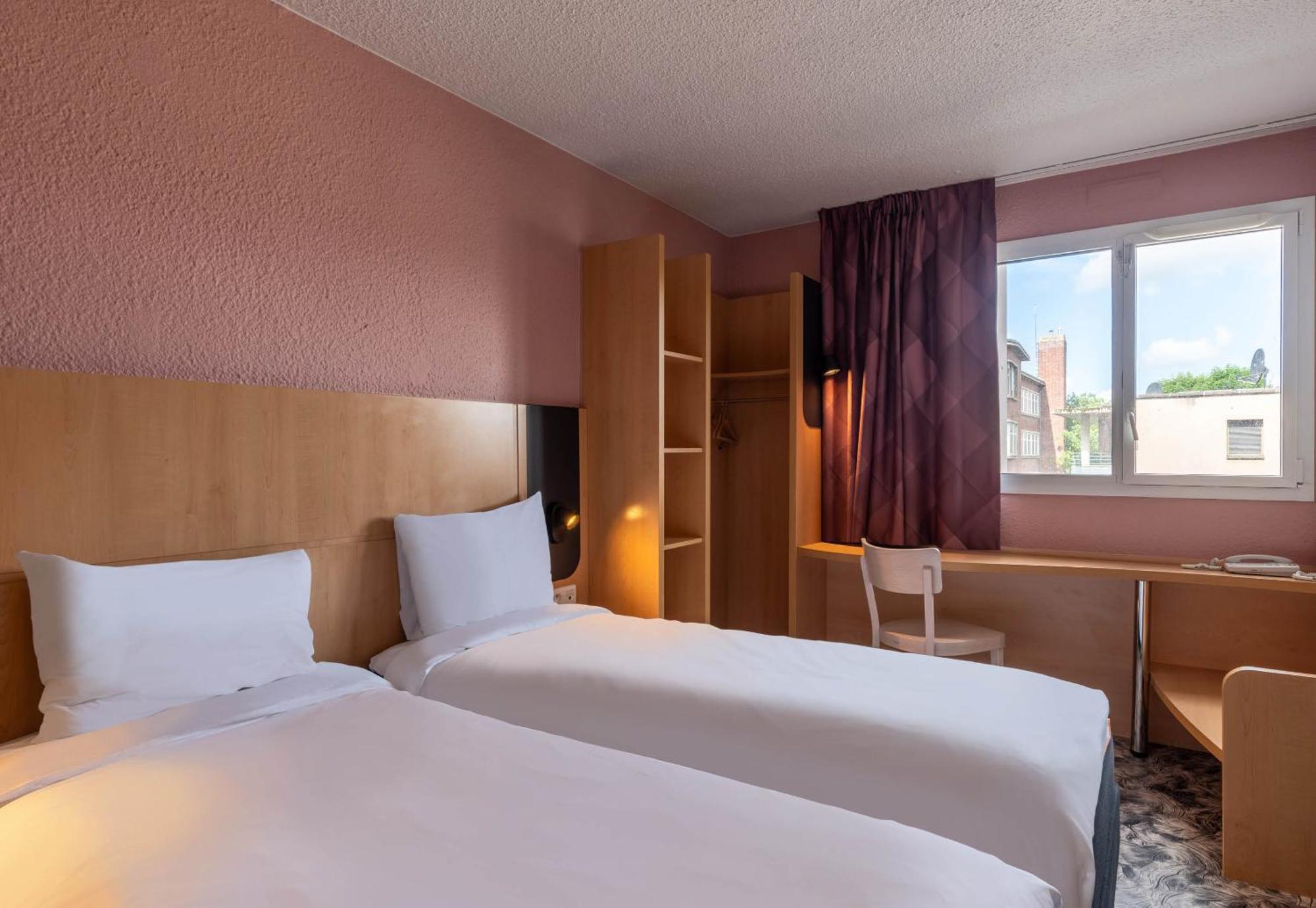 B&B Hotel Amiens Centre Cathedrale Bagian luar foto