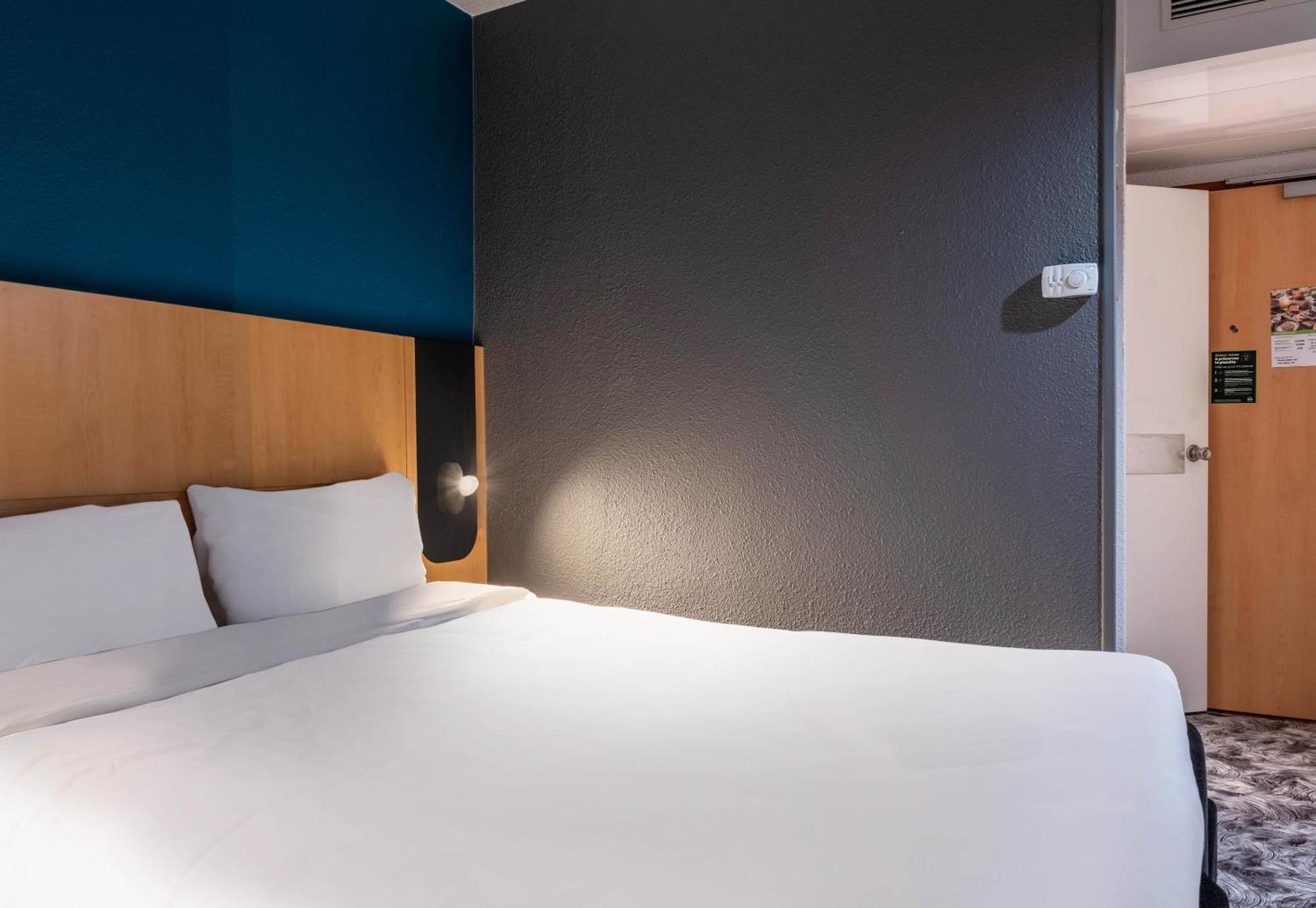 B&B Hotel Amiens Centre Cathedrale Bagian luar foto
