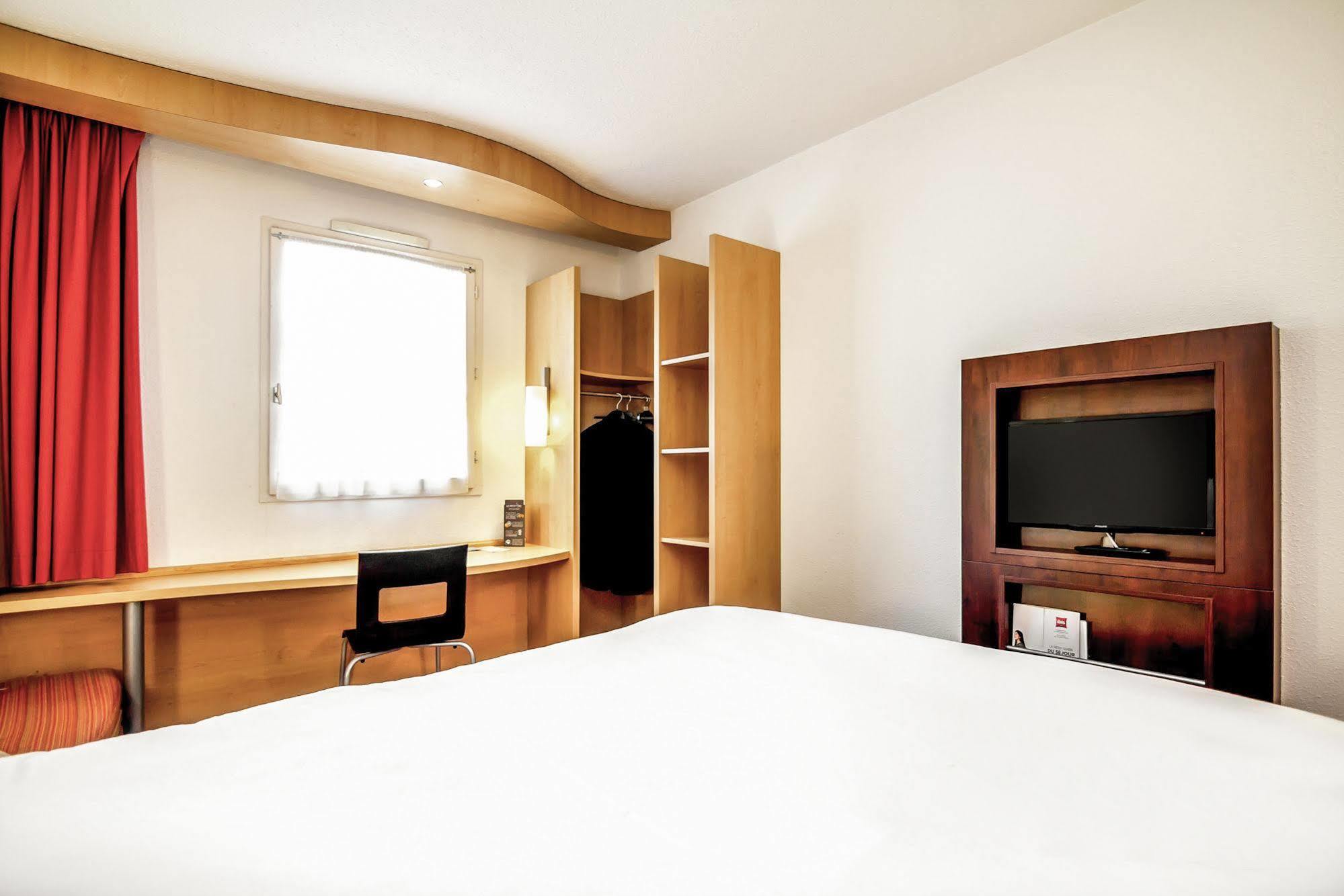 B&B Hotel Amiens Centre Cathedrale Bagian luar foto